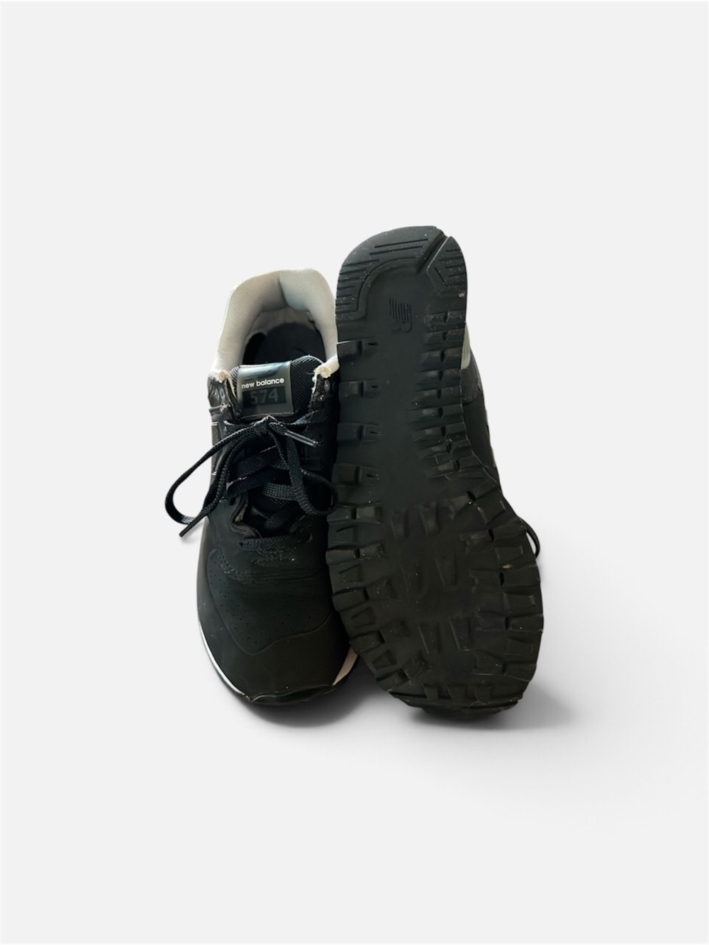 New Balance Men's Black and White Athletic Sneakers